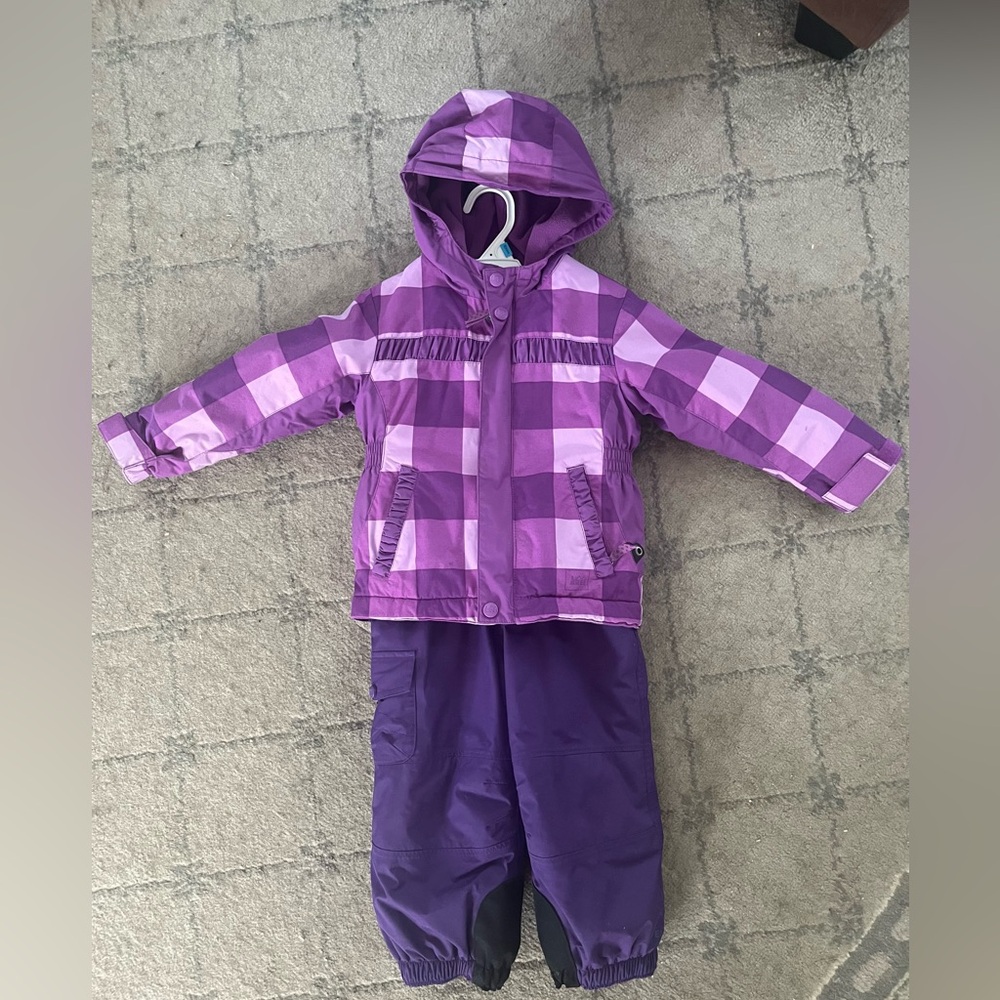 Two-piece REI 2T snow suit